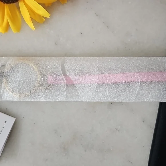 Kurt Geiger Flower Charm - Picture 8 of 8